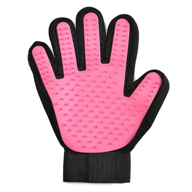 Essential pet grooming supply: unisex glove for gentle hair removal, deshedding, and soothing pet massage.