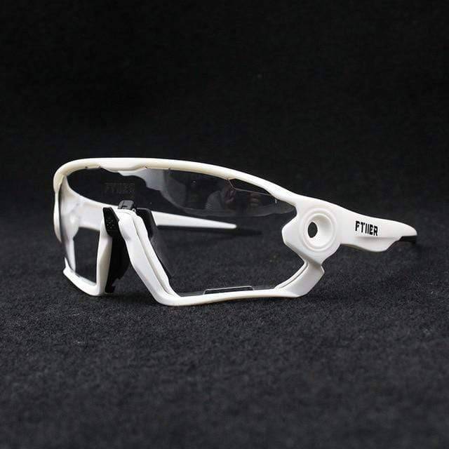 Unisex outdoor sports sunglasses, photochromic and UV400 protected for ultimate clarity