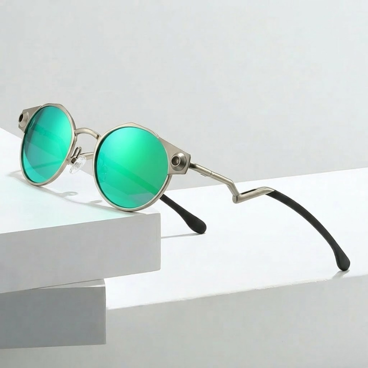Outdoor activewear sunglasses with polarized lenses, ensuring glare reduction and full UV protection.
