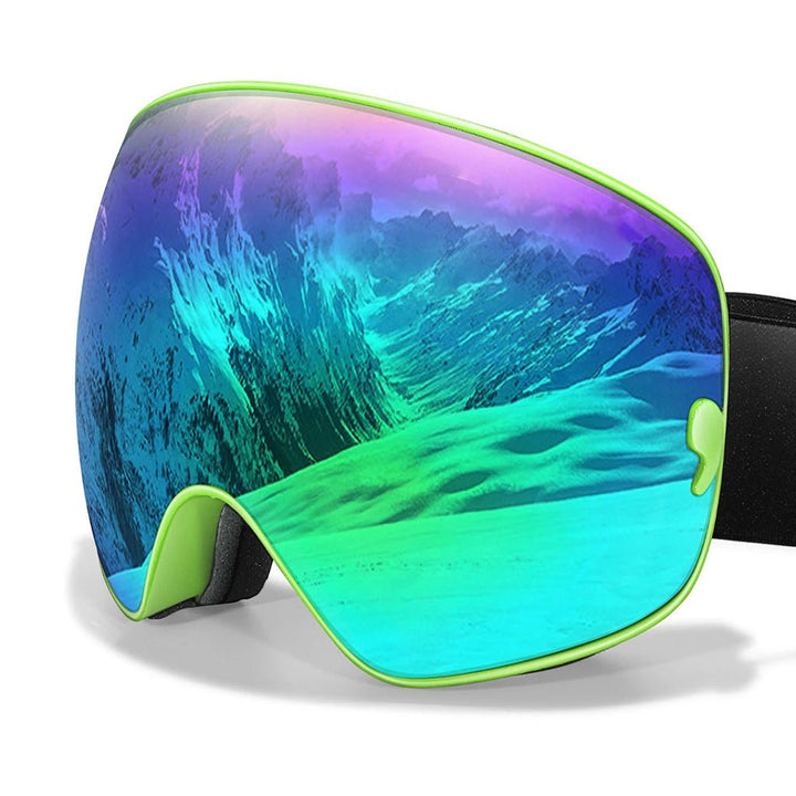 Eye protection for skiing: anti-fog, UV400, night vision unisex goggles for winter athletes.