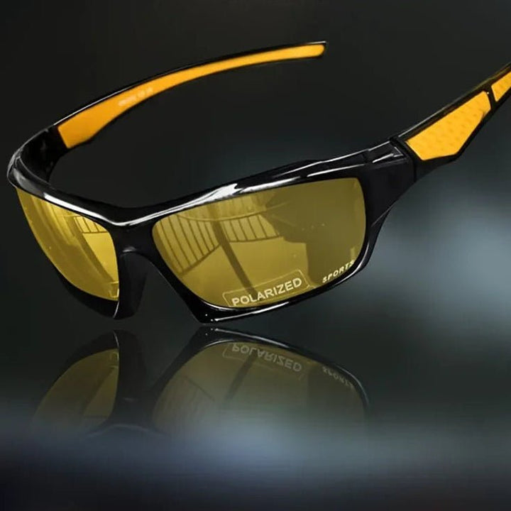 Classic round polarized sunglasses, unisex, featuring UV400 eye protection for clear vision.