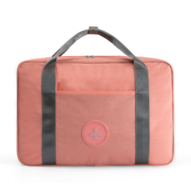 Universal carry-on luggage with smart compartments for efficient, organized airport travel & weekend trips.