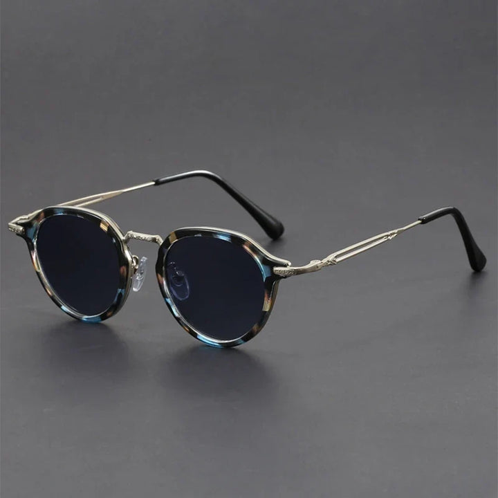 Stylish UV protection sunglasses for men & women, ideal anti-glare sun shades.
