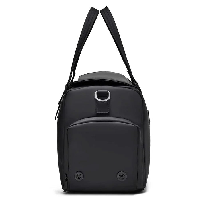 Unisex duffle bag featuring a practical shoe compartment, ideal for travel, gym, or weekend getaways.