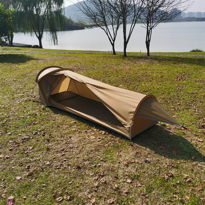 Overhead view of the 1kg ultralight bivy tent, emphasizing its compact footprint for camping.