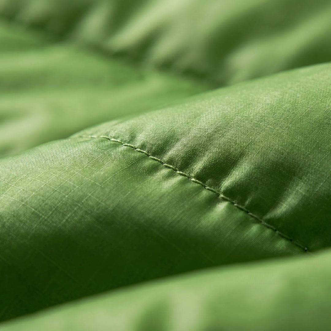 Durable ultralight mummy sleeping bag, ideal for backpacking, hiking & cold weather outdoor adventures.