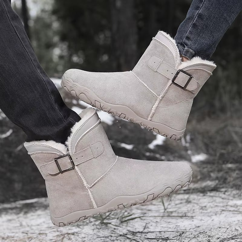 Super warm unisex barefoot boots for winter, providing natural movement and comfort.