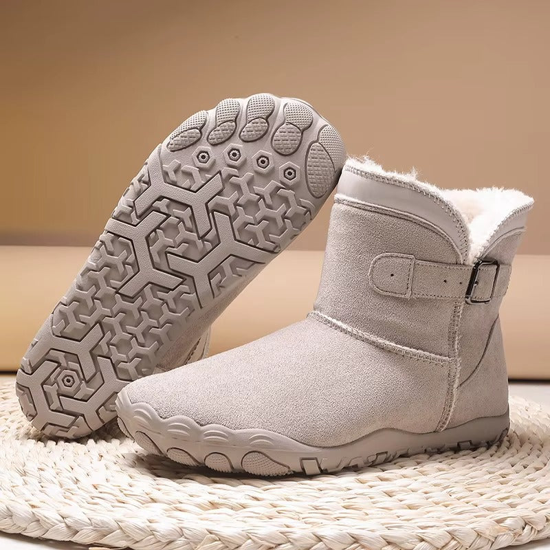 Flexible sole barefoot winter boots for superior natural movement and warmth.