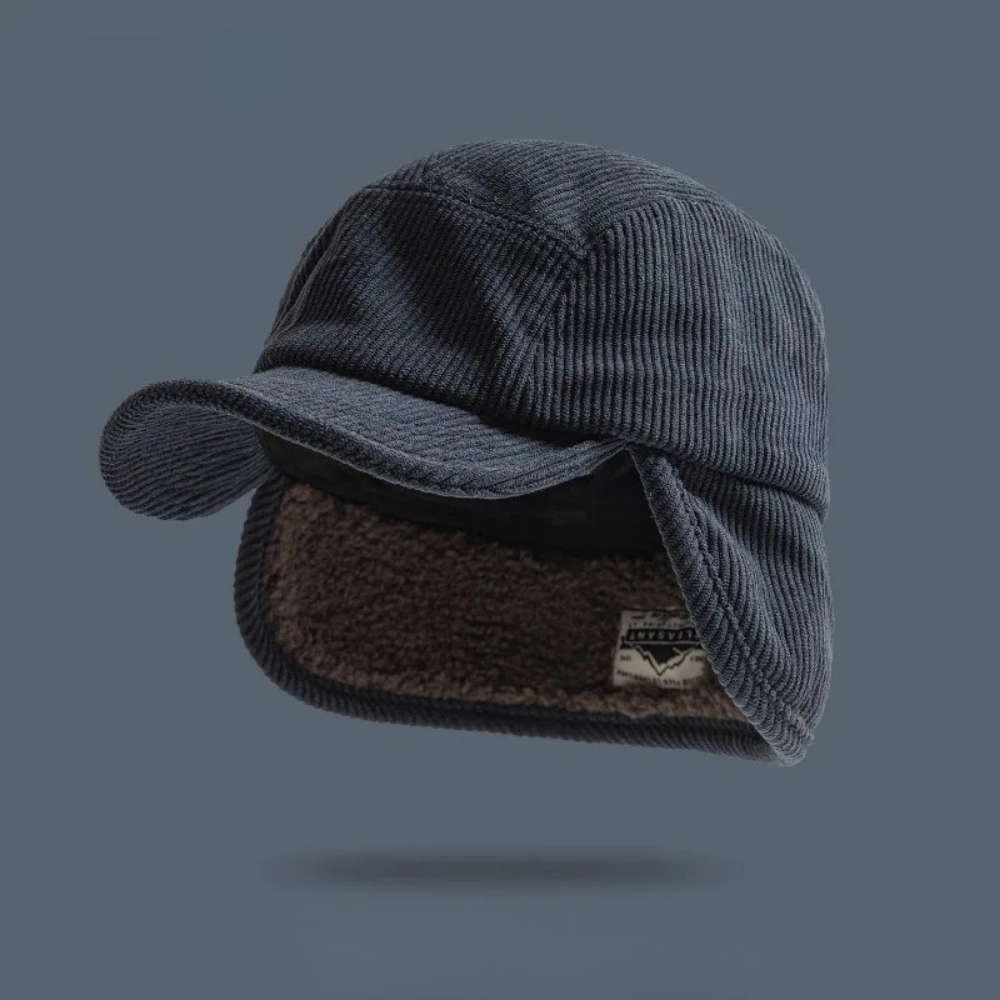 Unisex warm winter hat with ear flaps & neck protection for extreme cold. Ideal for outdoor activities.