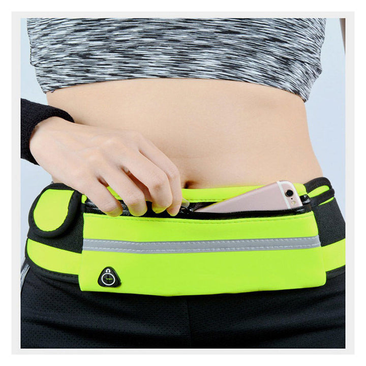 Unisex water-resistant running waist belt for men & women. Ideal phone holder for all fitness activities.