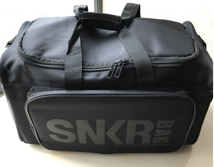 Robust water-resistant sports bag for active individuals, perfect for sneakers & gym gear travel.