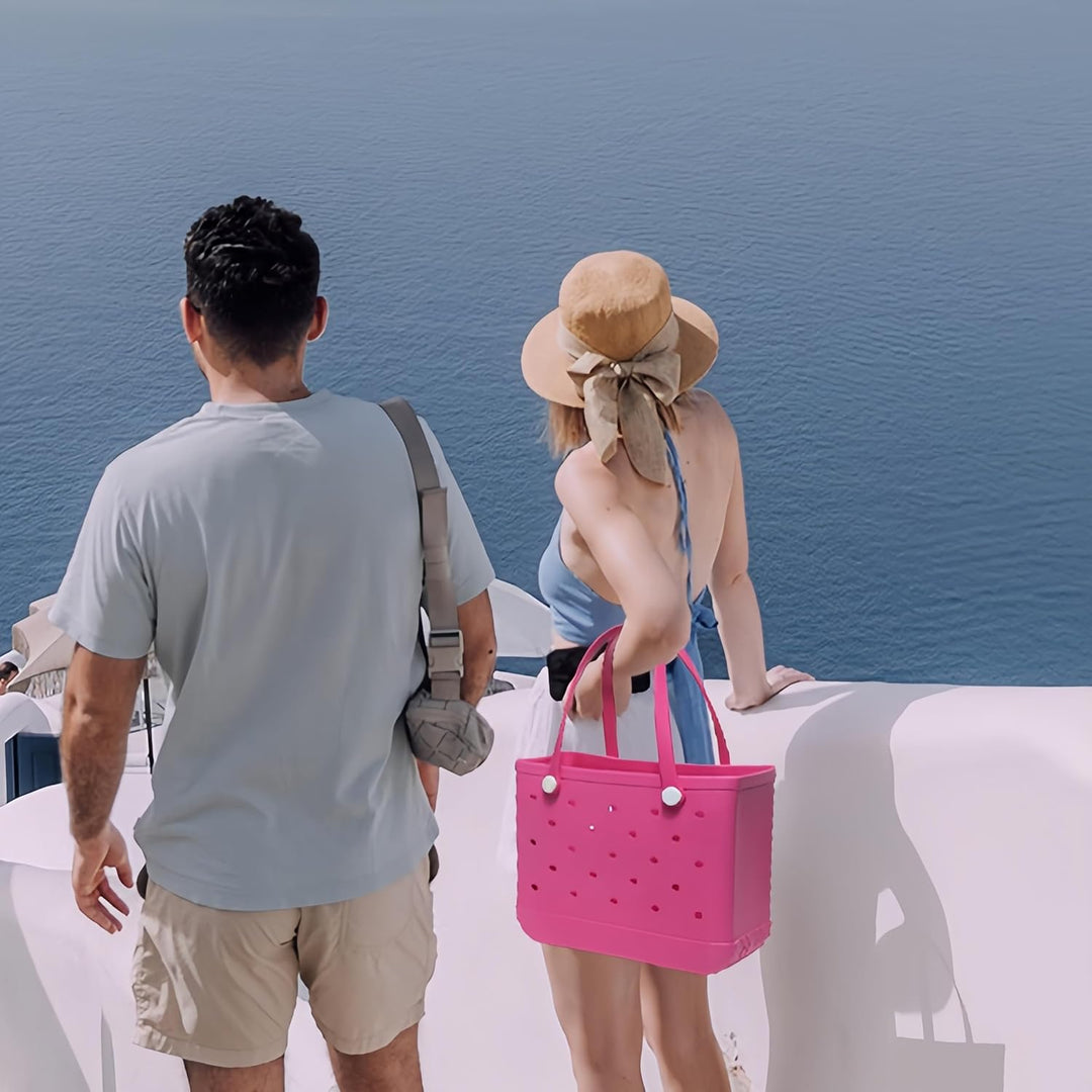 Functional unisex draining bag, waterproof design makes it a top choice for beach and travel.