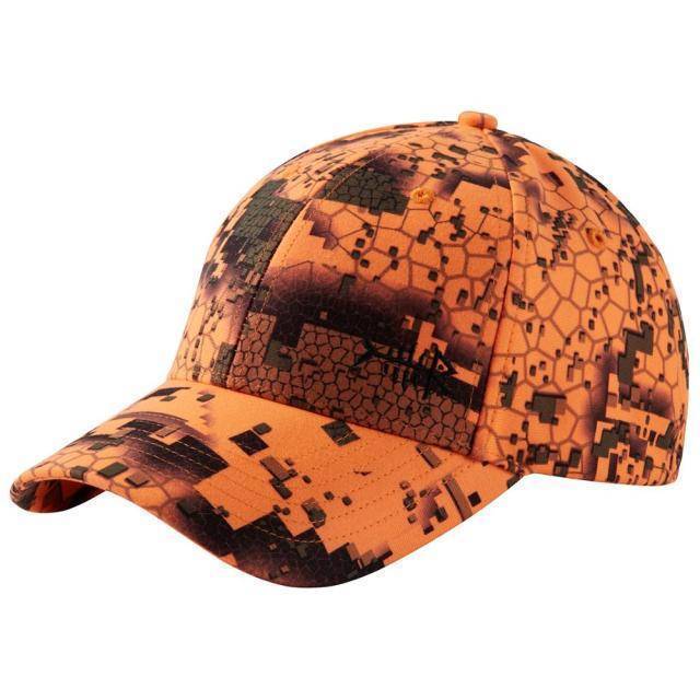 Detailed view of the fabric texture of a waterproof camouflage fishing cap, polyester