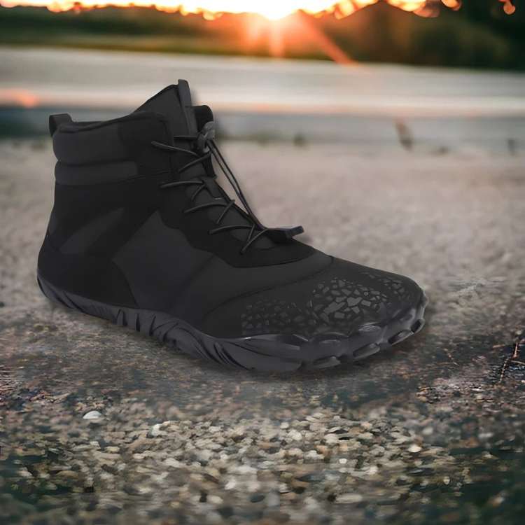 Unisex winter barefoot shoes, non-slip sole for hiking on icy trails, flexible and minimalist design