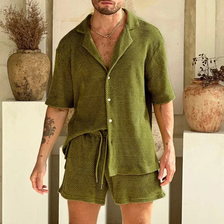 Comfortable women's textured 90s lounge set. Two-piece includes a relaxed t-shirt and matching shorts for summer.