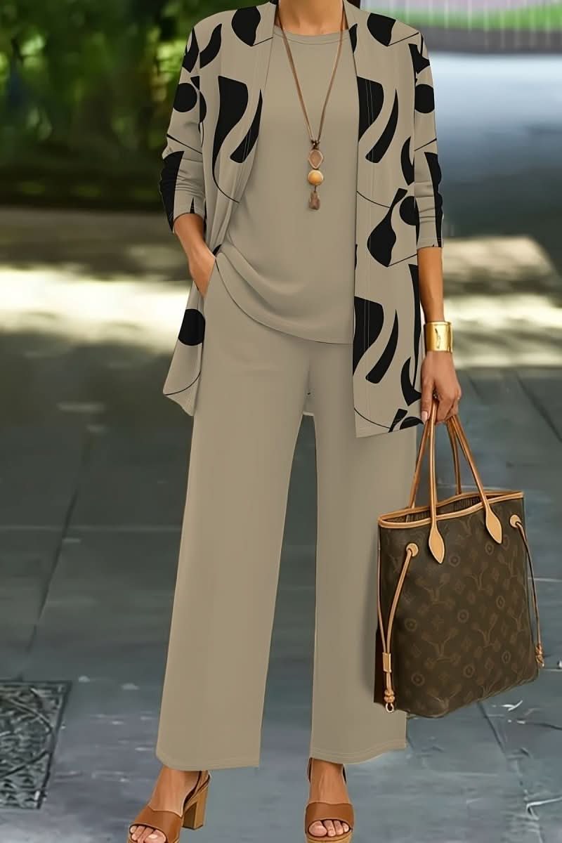 Comfortable women's abstract print 3-piece set, elegant loungewear & stylish for modern fashion.