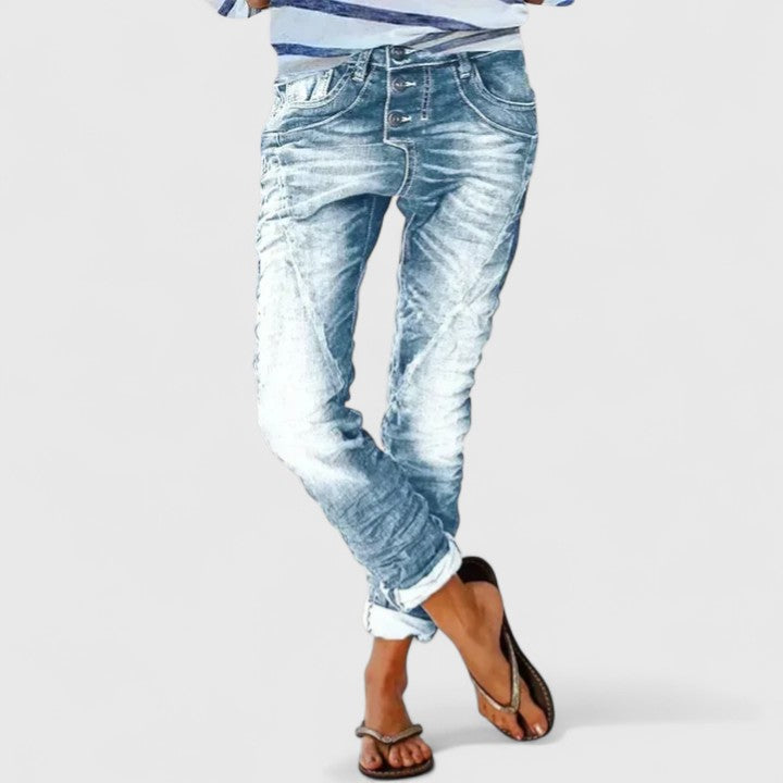 Comfortable women's vintage acid wash skinny jeans with a stylish contrast stitch. Ideal for trendy casual fashion.