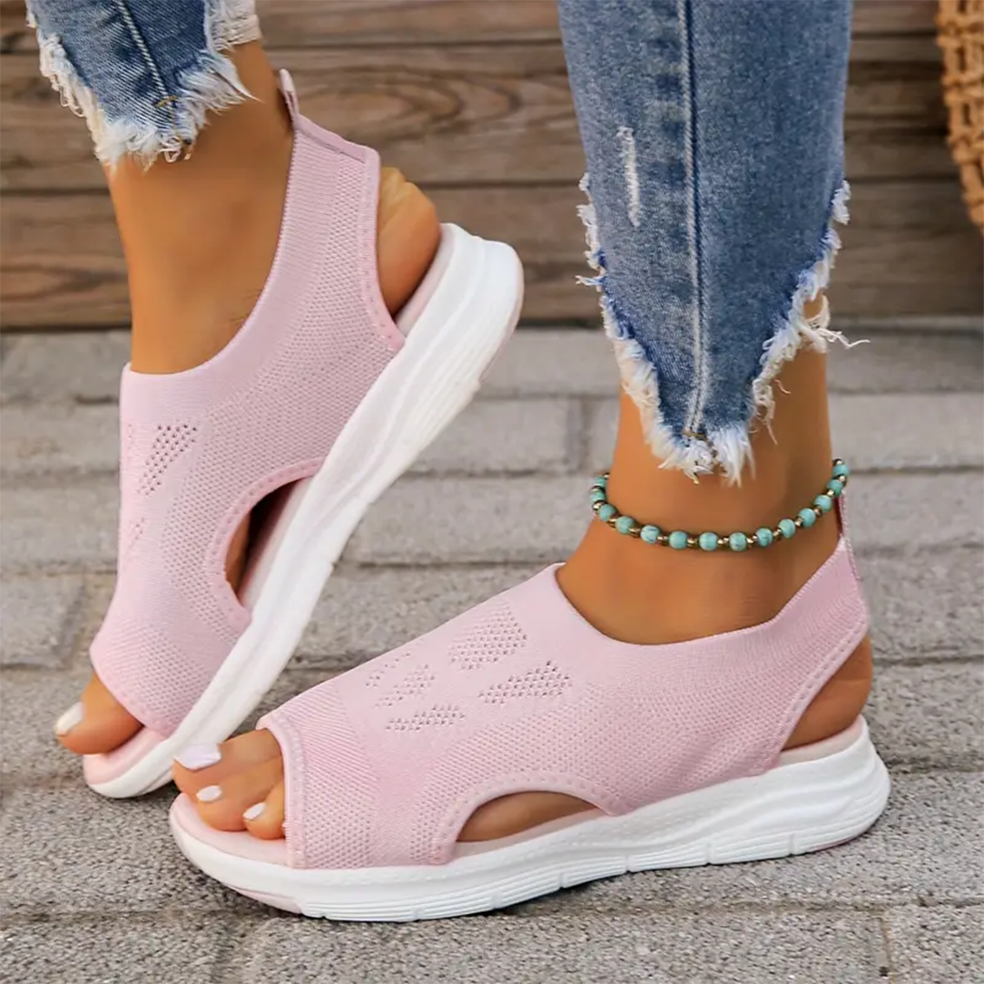 Adjustable women's orthopedic summer sandals, featuring arch support and open toe.
