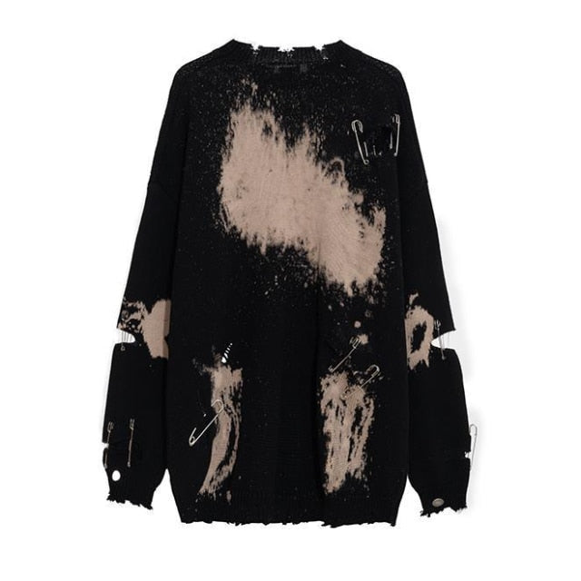 Chic women's oversized long sweater for versatile everyday wear. Comfortable aesthetic fall fashion.