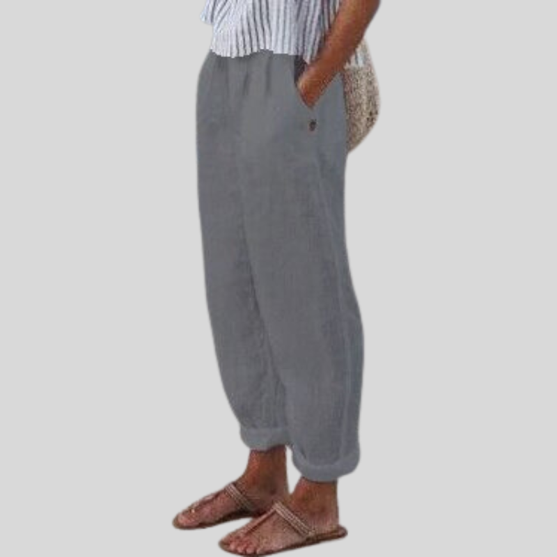 Relaxed fit women's trousers with elegant folded hem, perfect lightweight pants for casual spring & summer outfits.