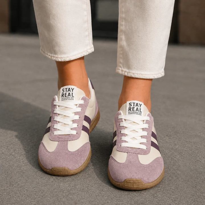 Women's comfort walking trainers, wide fit, featuring arch support & orthopedic design.