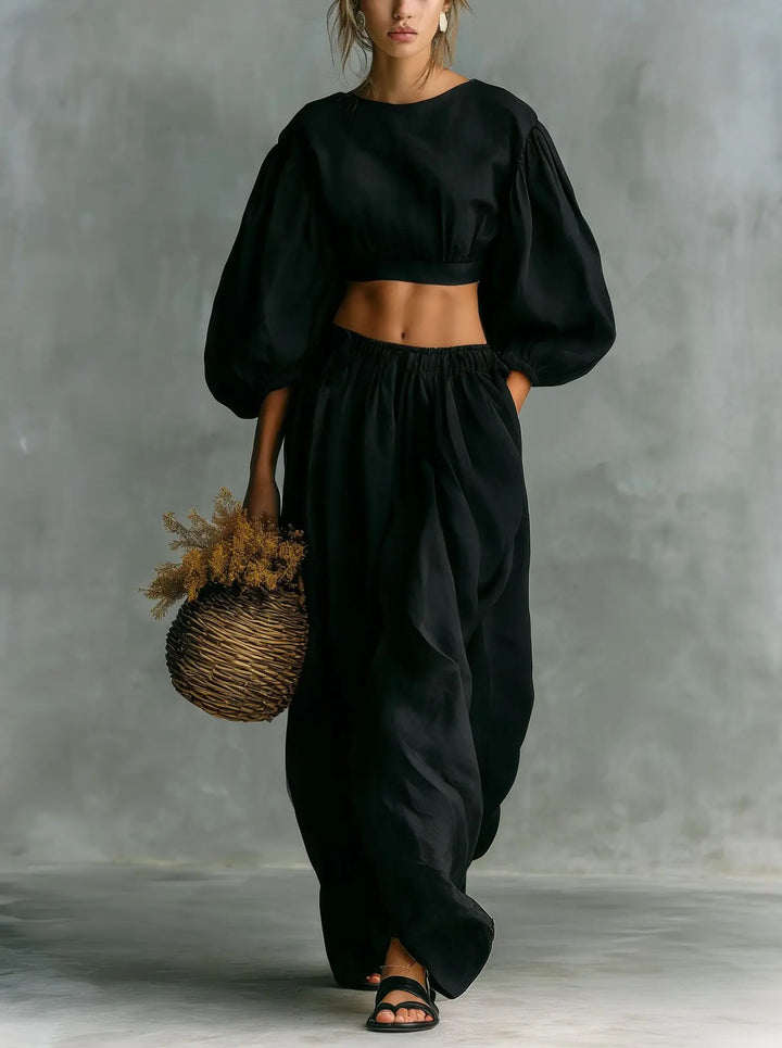Relaxed fit women's balloon sleeve cropped top & wide leg trousers, perfect for casual summer wear.
