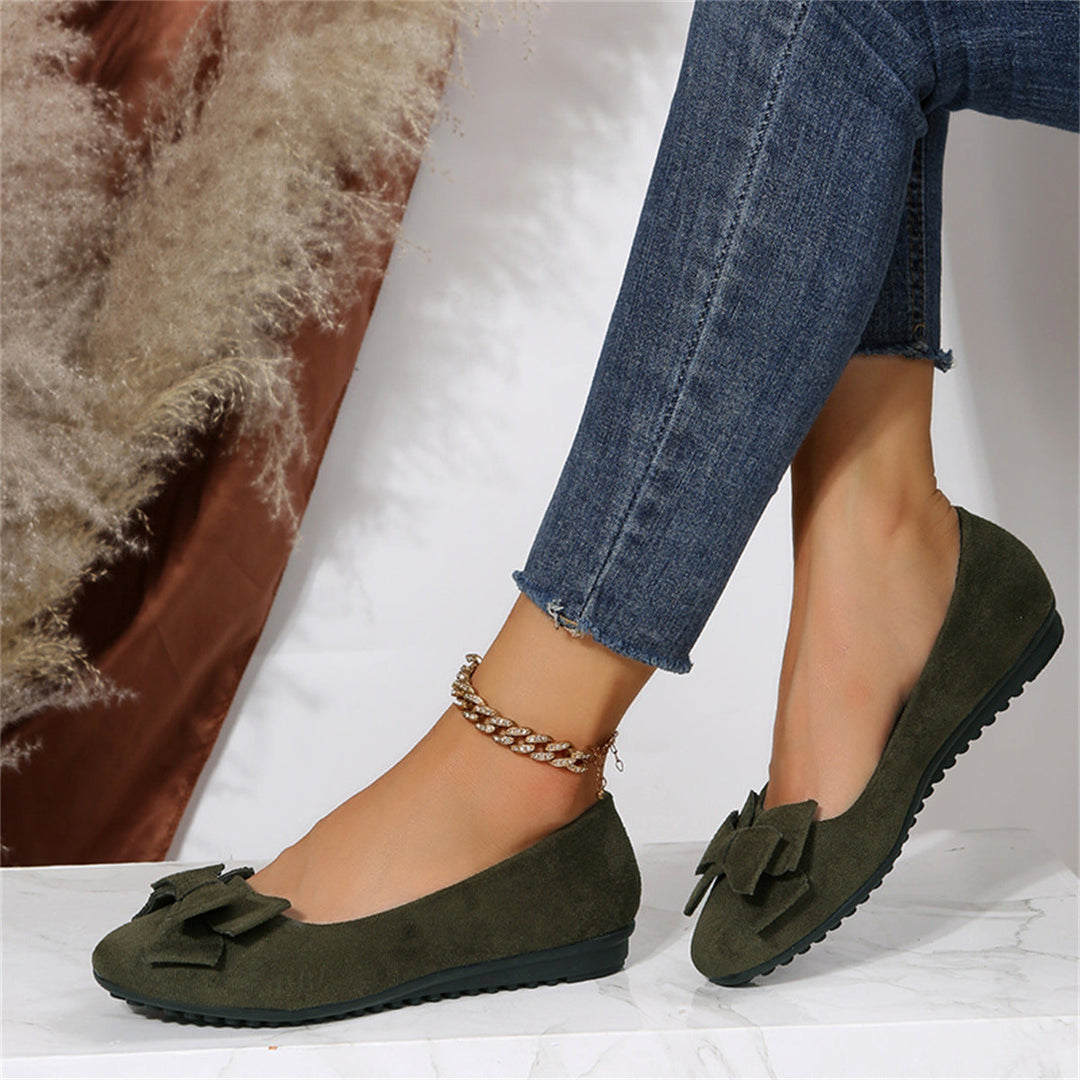 Stylish women's loafer flats with orthopedic support & cushioning, perfect for comfortable daily wear.
