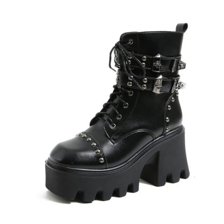 Women's black platform ankle boots with a chunky heel, stylish and comfortable for everyday wear.