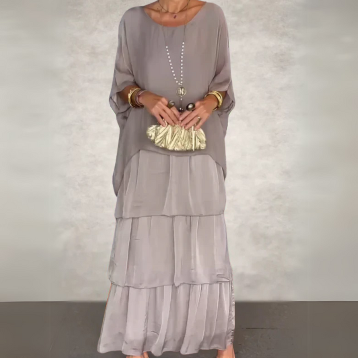 Plus size women's flowy boho maxi dress set, a stylish two-piece summer casual outfit.