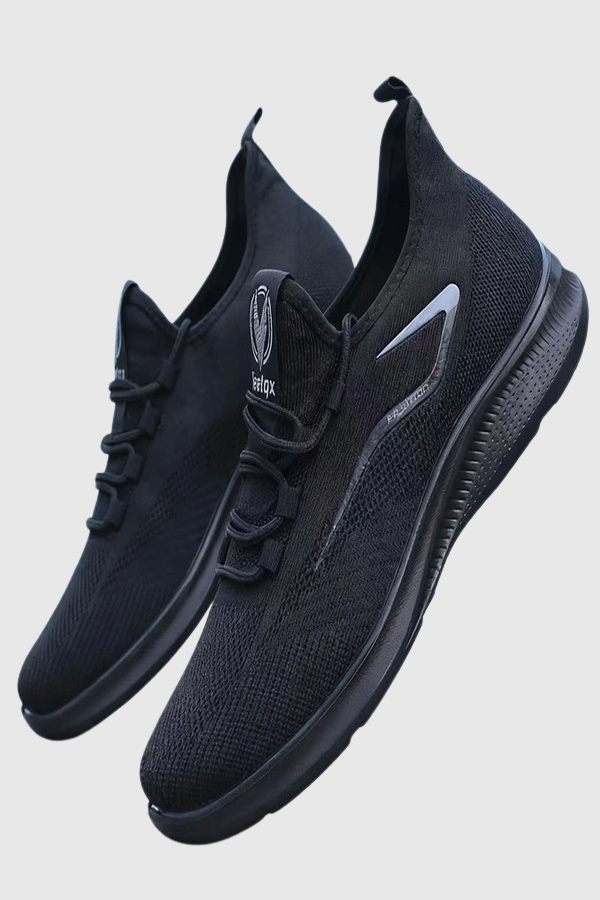 Lightweight women's athletic footwear, ideal for training and active wear.