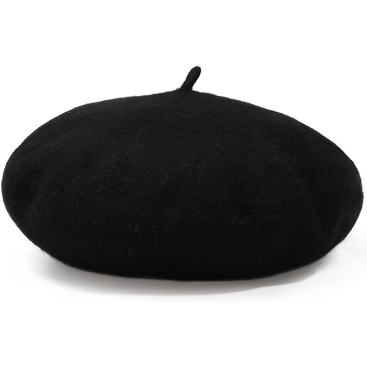 Elegant classic French beret hat for women, ideal for a refined winter look.