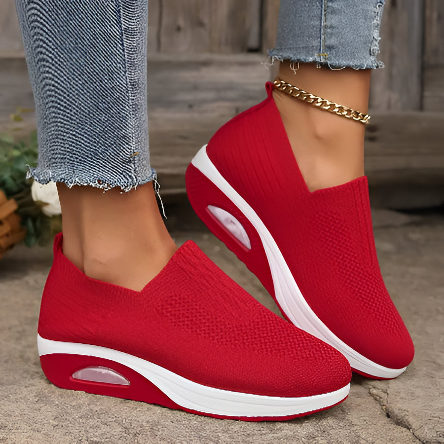 Air-cushion comfort women's casual sneakers, providing orthopedic foot support for everyday walks.