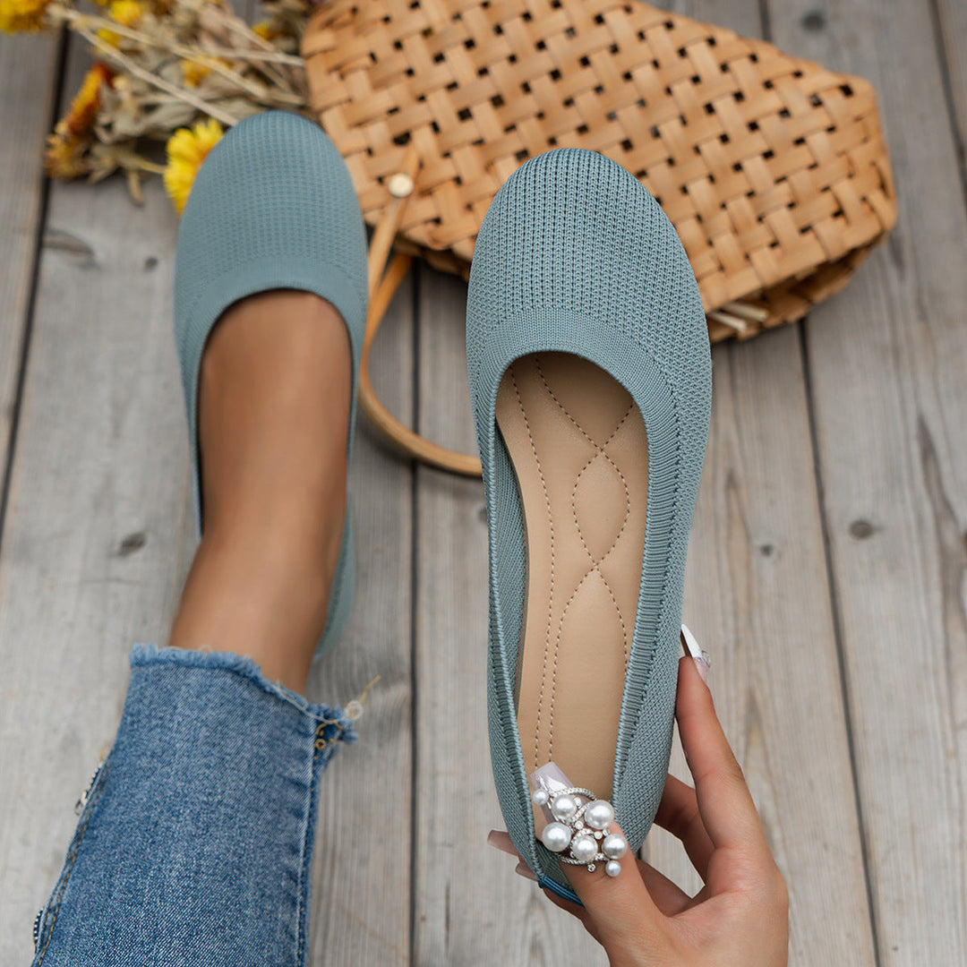 Women's supportive orthopedic flats, perfect for work or casual outings.