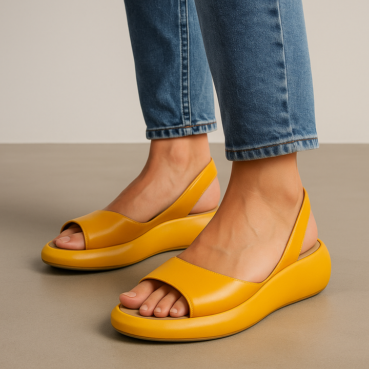 Supportive women's platform sandals with breathable design, perfect for everyday comfort.