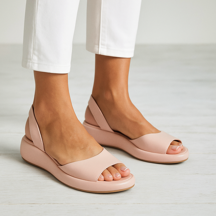 Durable women's platform sandals, comfortable and supportive for everyday wear and casual style.