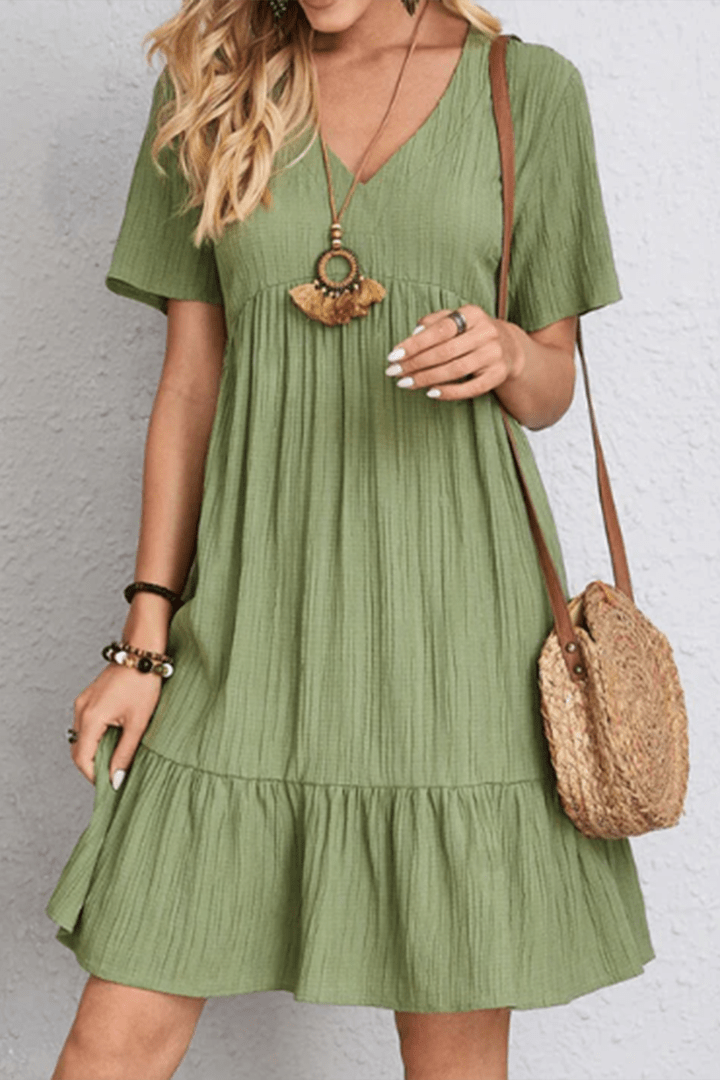 Soft fabric women's midi dress, a comfortable and stylish option for everyday fashion and summer days.
