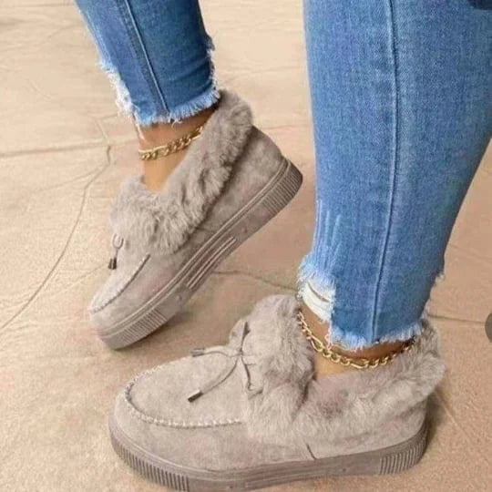 Women's cozy slip-on winter shoes, warm round-toe cotton footwear for ultimate comfort and everyday wear.