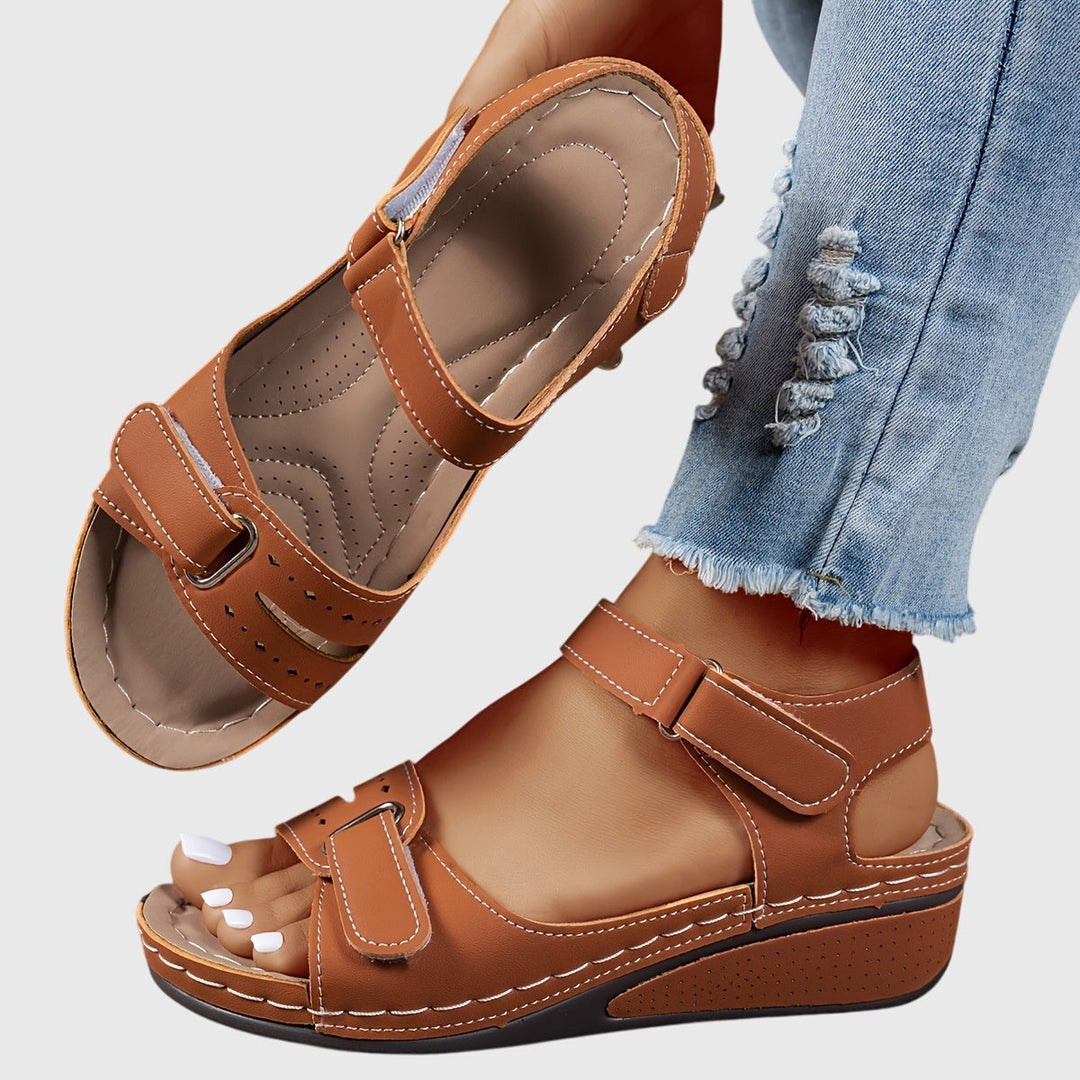 Fashionable women's crystal slip-on sandals, lightweight orthopedic design for summer comfort & support.