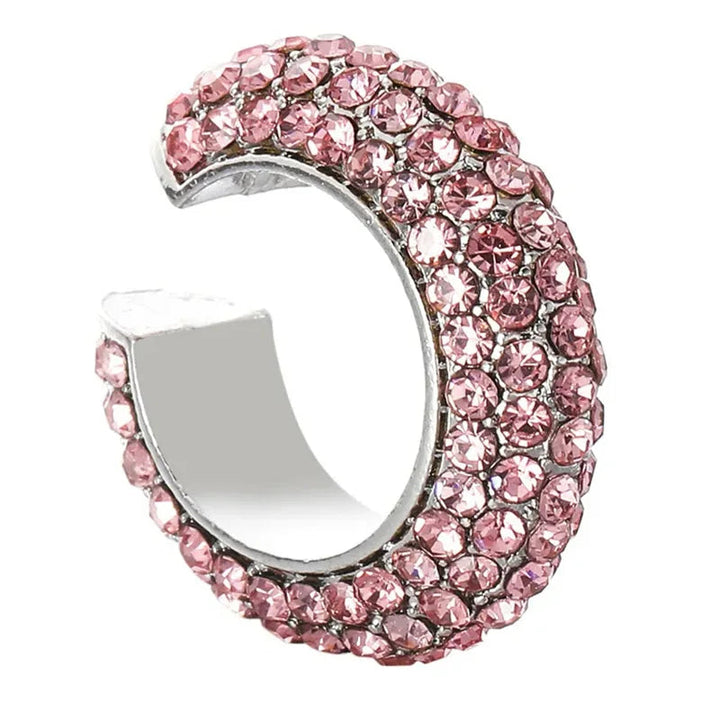 Glamorous women's pavé crystal no-piercing ear cuff, adding dazzling sparkle and elegance.