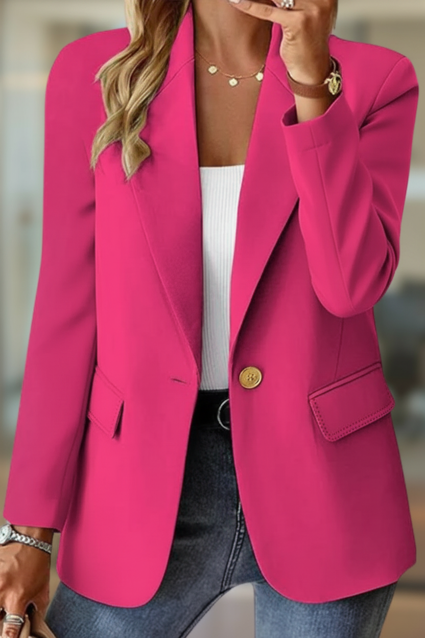 Spring wardrobe essential: women's relaxed tailored blazer, perfect for elegant daily wear.