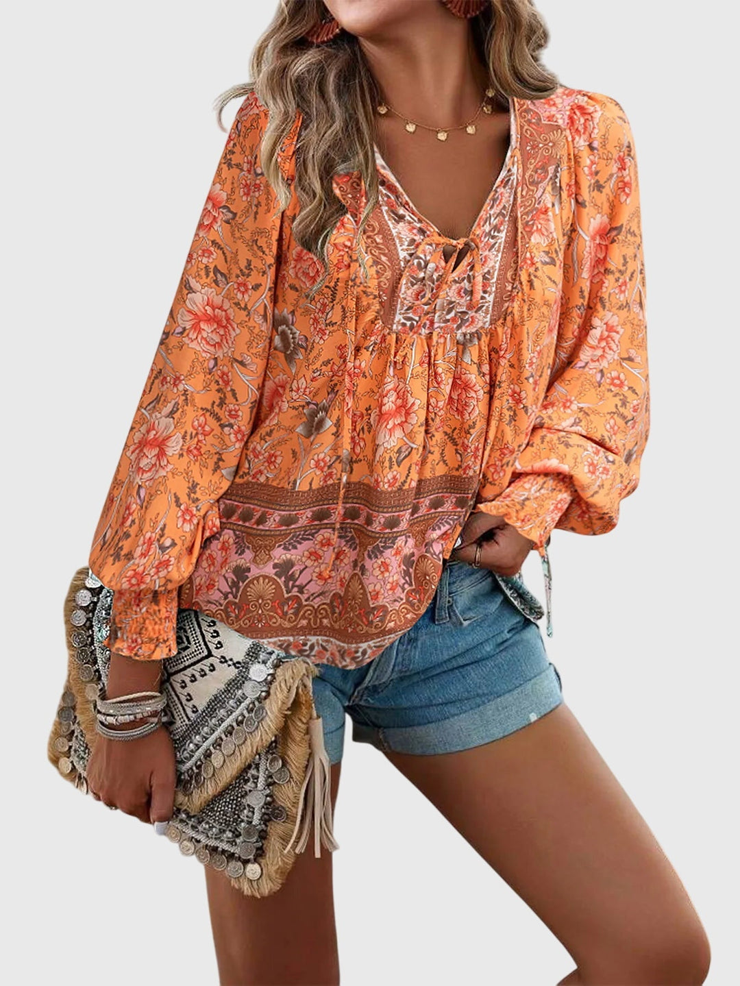 Classic women's elegant pullover for all seasons. Comfortable long sleeve top, a versatile and chic everyday essential.