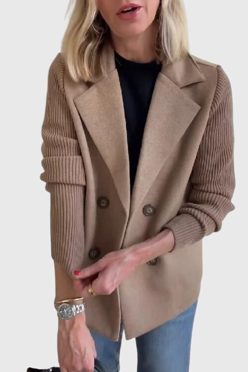 Chic women's tailored jacket, ideal for business casual or professional modern style. Sophisticated outerwear.