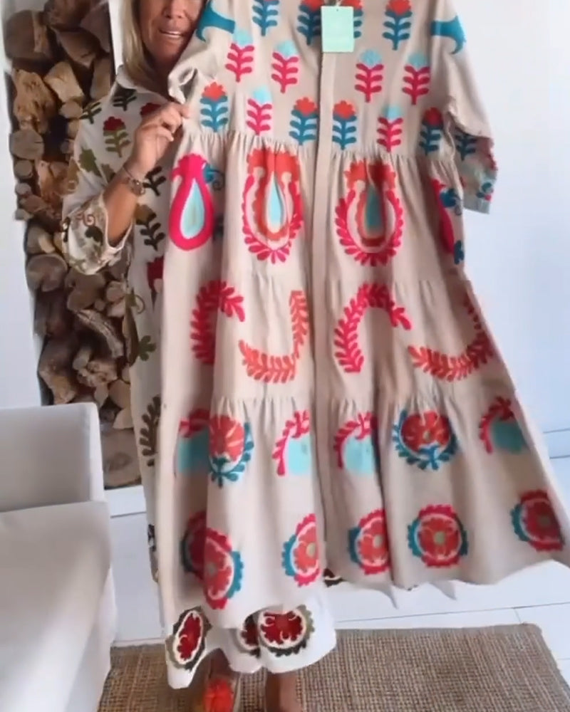 Casual women's floral print midi dress, A-line cut, with a stylish lapel collar. Ideal for vacation.