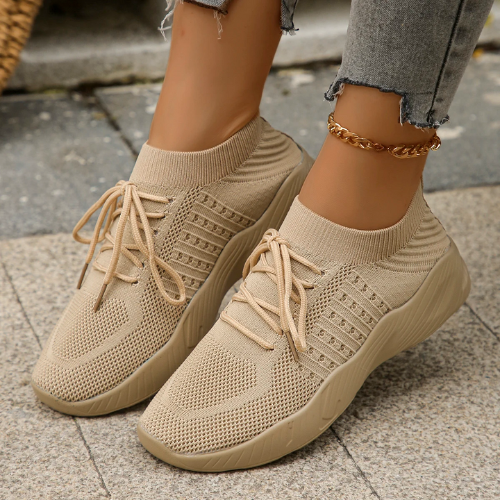 Women's Haven stretch sneakers, cloud-like comfort & support for walking & everyday wear.