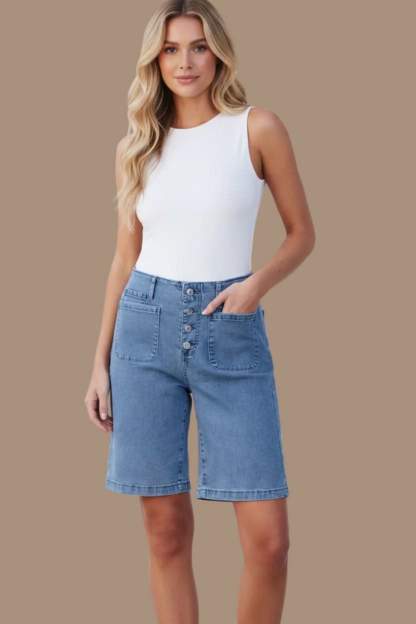 Modern women's high waist Bermuda shorts with a relaxed fit, delivering ultimate comfort for summer and everyday wear.