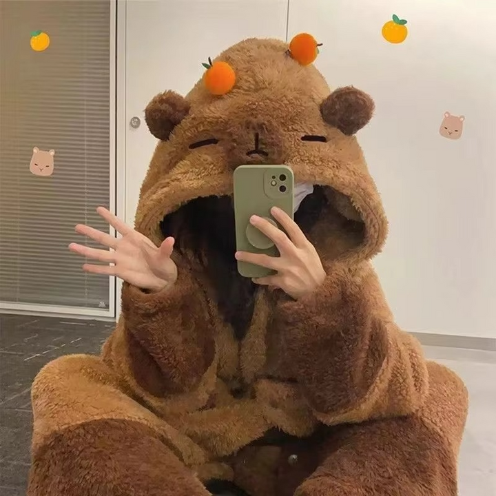 Adorable women's capybara hooded pajamas, a soft two-piece set for comfy nightwear and lounging.