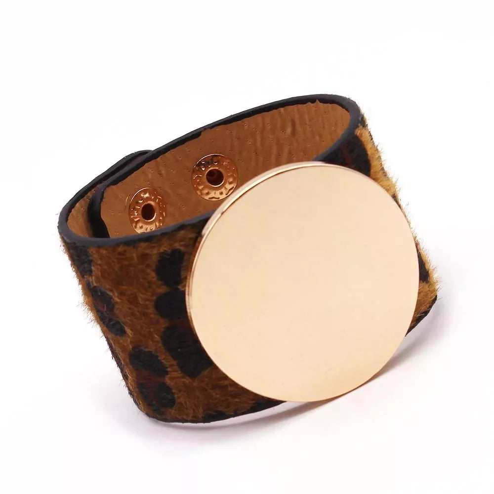 Versatile women's adjustable leopard leather wrap bracelet. Trendy animal print fashion accessory.