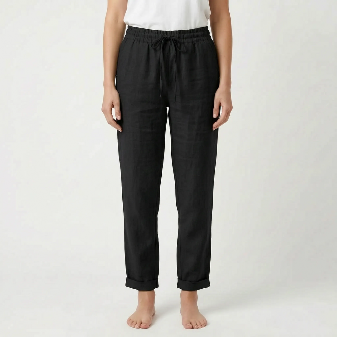 Effortless style: Women's lightweight summer trousers, relaxed fit, drawstring waist, ideal for casual wear.
