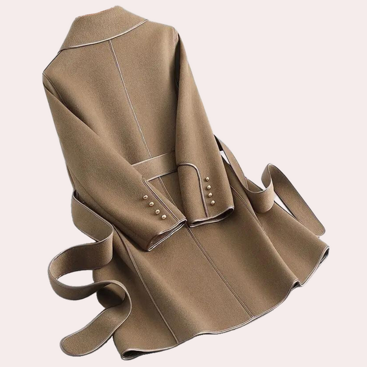Chic women's trench coat for versatile fashion; ideal lightweight outerwear for effortless evening or casual style.