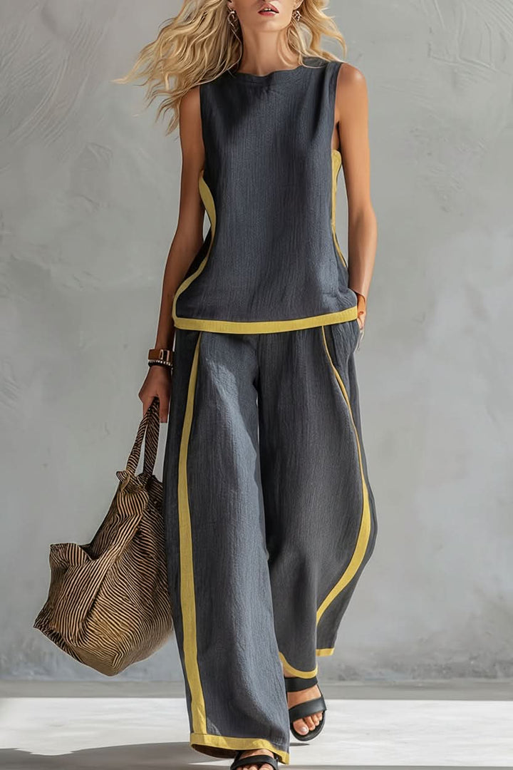 Comfortable women's lounge set, a minimalist two-piece for casual wear, ideal for relaxing or easy commutes.